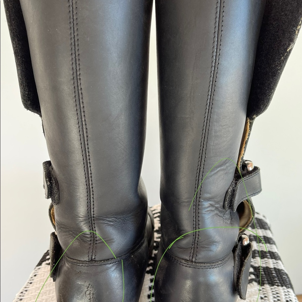 Wolverine Mens size 11D Black side fastening riding boot - Picture 4 of 10